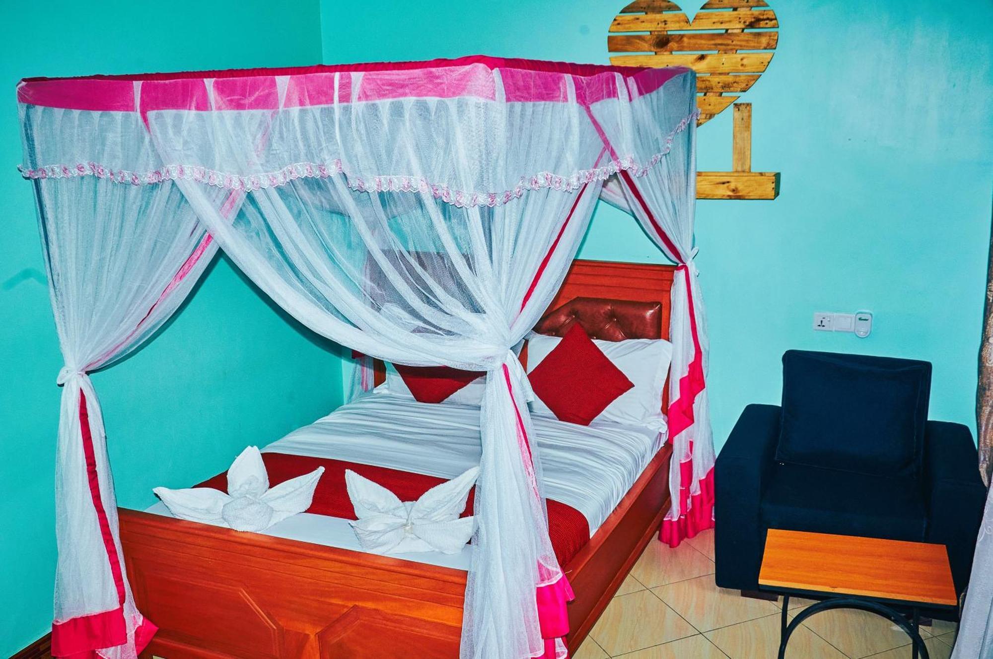 Safari Park House Bed & Breakfast Arusha Eksteriør bilde